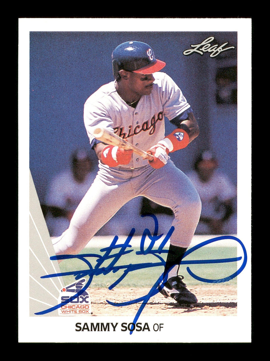 Sammy Sosa Autographed 1990 Leaf Rookie Card #220 Chicago White Sox SKU #175475